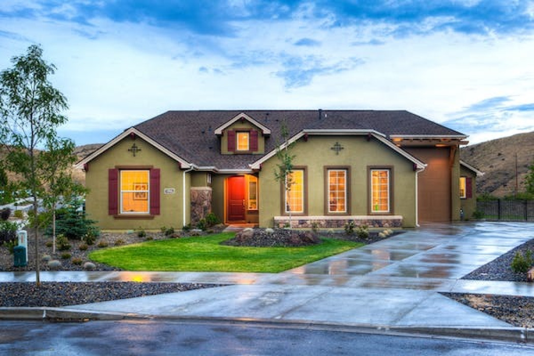 Finding Your Ideal 2 BHK Flat for Rent in Noida Sector 62 with The Prop Solutions